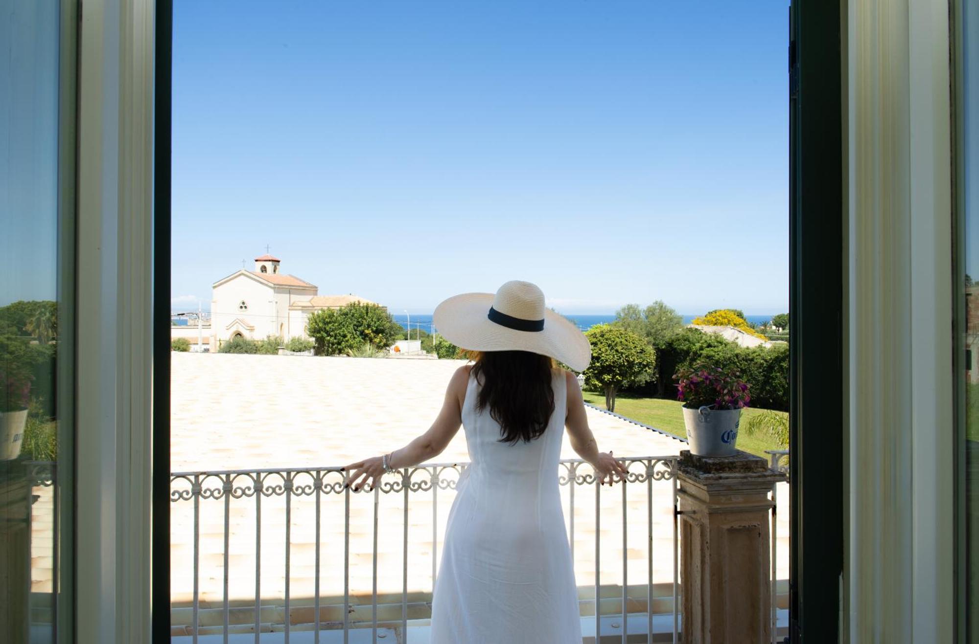 Isola Charm B&B - A Historic Villa Near Punta Del Pero Beach Συρακούσες Εξωτερικό φωτογραφία