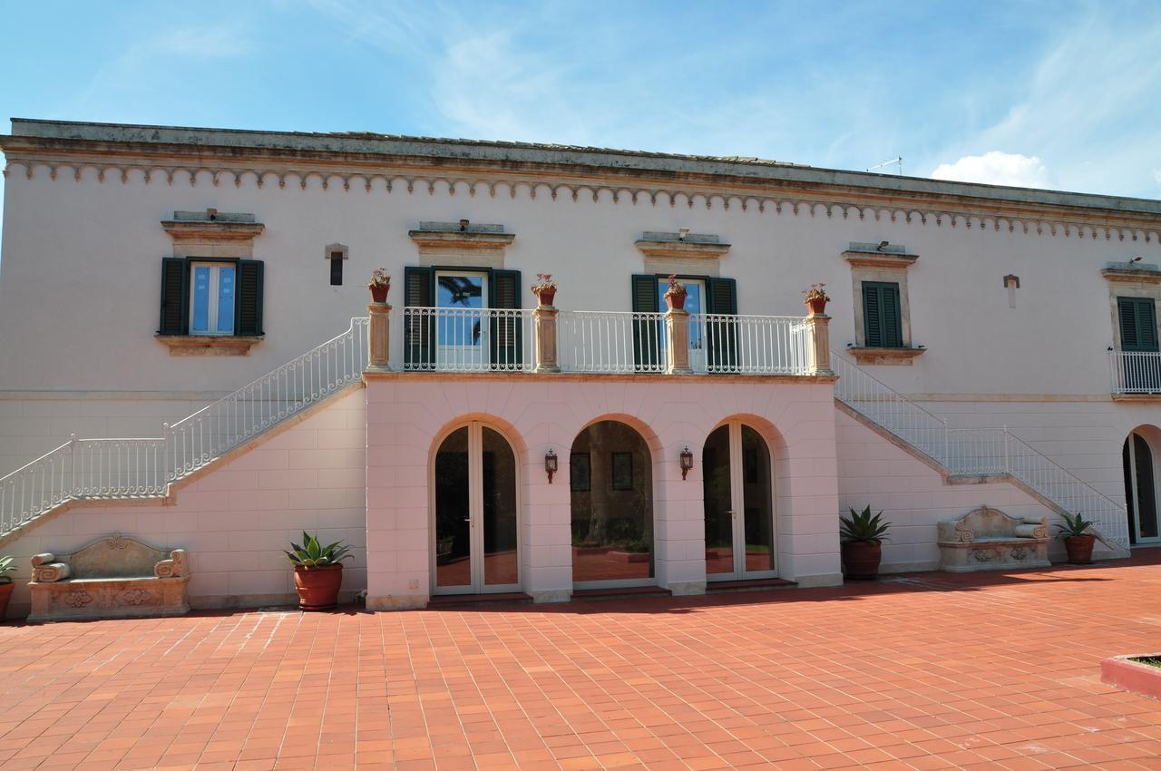 Isola Charm B&B - A Historic Villa Near Punta Del Pero Beach Συρακούσες Εξωτερικό φωτογραφία